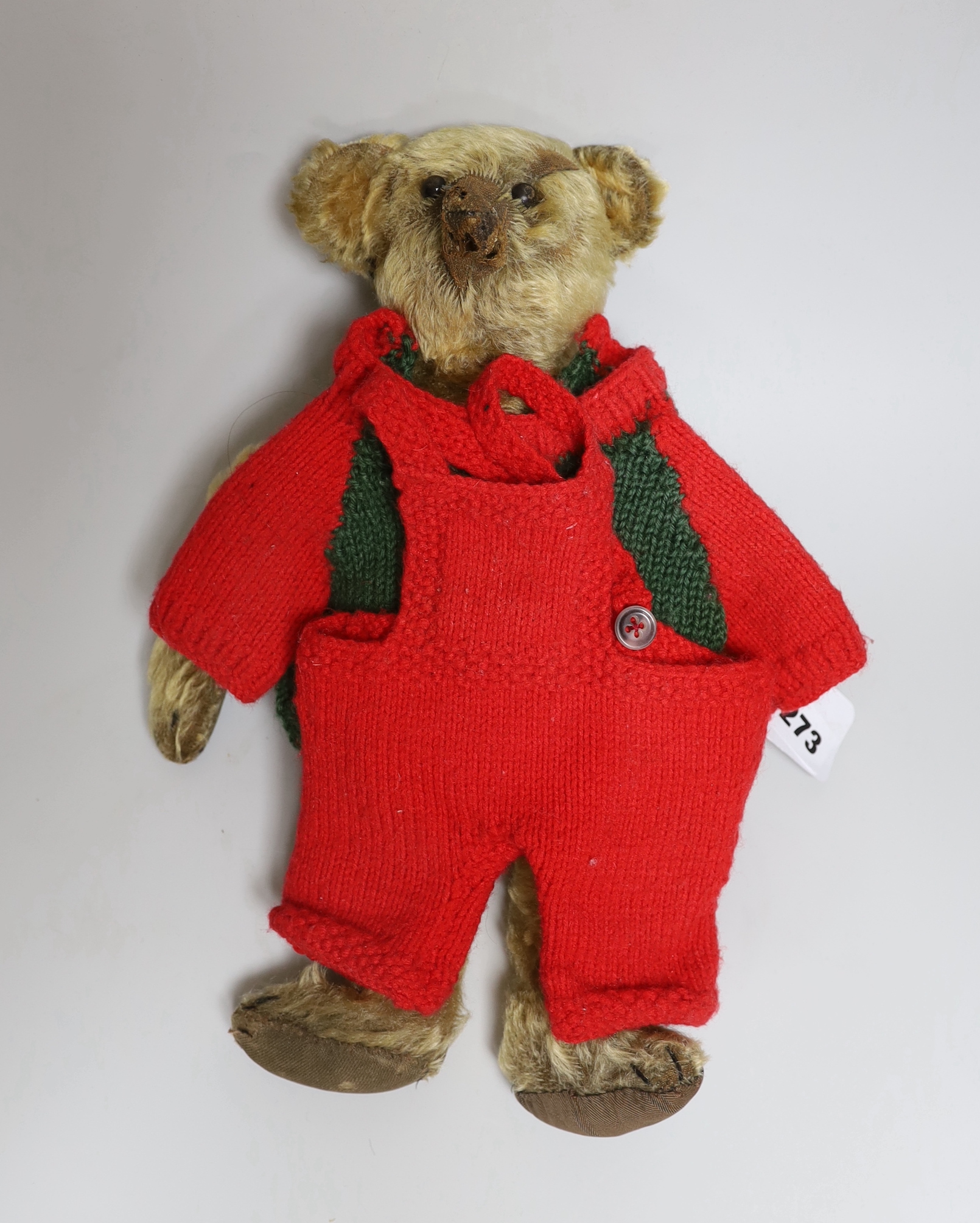 A Steiff teddy bear circa 1910